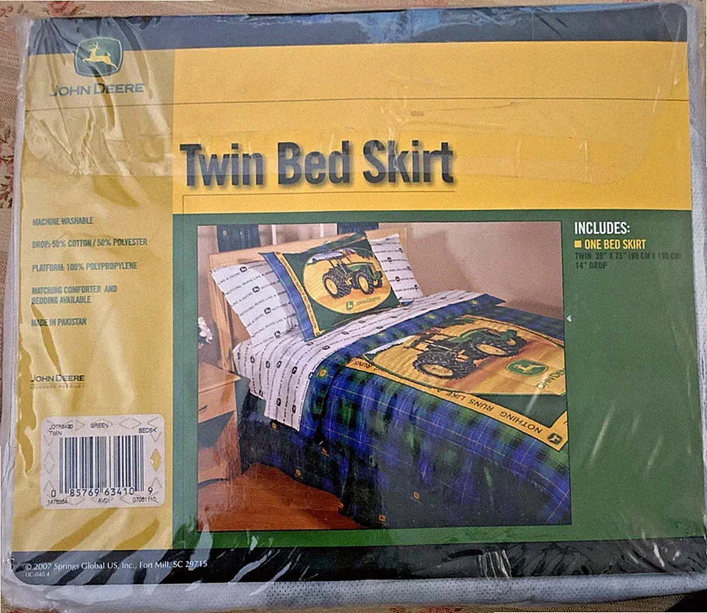 John Deere Twin Bed Skirt Green Plaid Boys Bedding New in Package